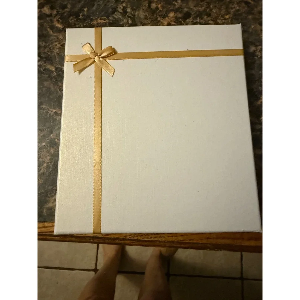 Difference Maker Gift Set‎ Journal and 3 Glitter Marble Pens Gold White Tan Box